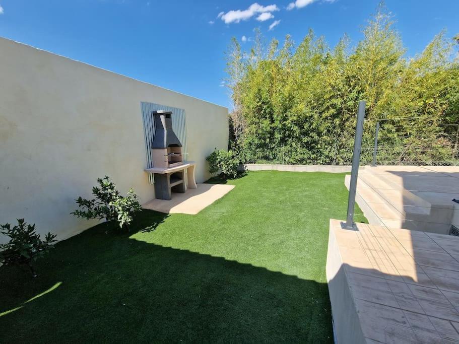 Pour 10 Personnes Avec Piscine Et Jacuzzi *