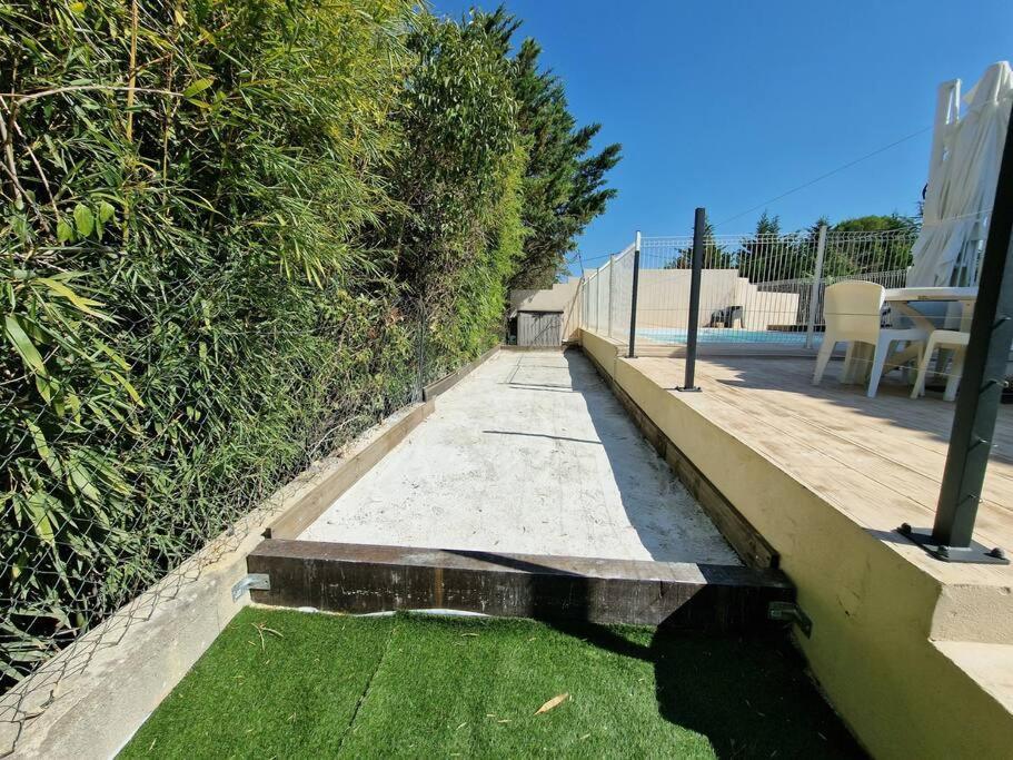 Holiday home Pour 10 Personnes Avec Piscine Et Jacuzzi *