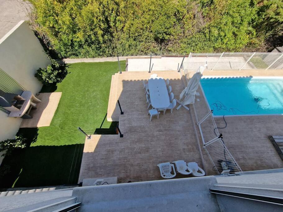 Holiday home Pour 10 Personnes Avec Piscine Et Jacuzzi Ales